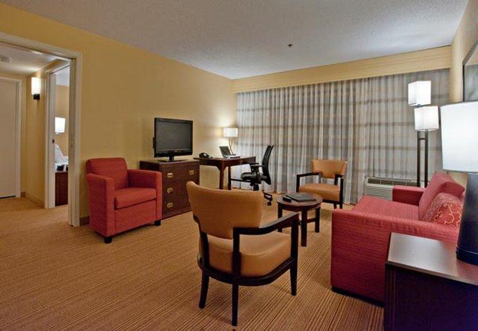 Courtyard Dothan