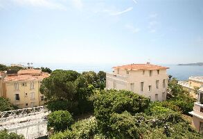 Cap dAil France Hotel 