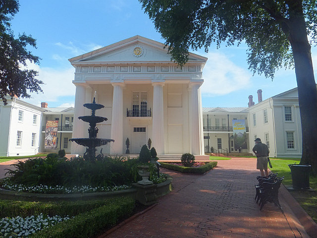Old State House Museum