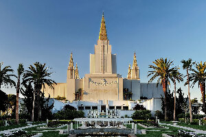 Oakland United States Temple