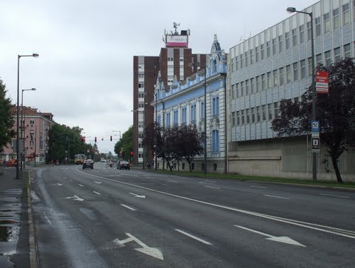 Oradea State Theater (Teatrul de Stat Oradea)