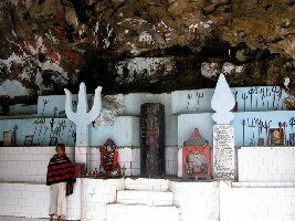 Daporijo India Cave