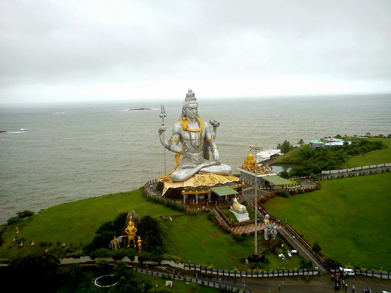 Murudeshwara Beach