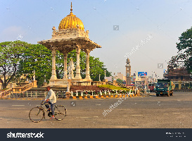 Statue of Maharaja Chamarajendar Wodeyar