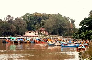 Thalassery India Park