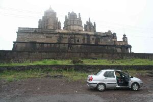 Bhuleshwar Temple
