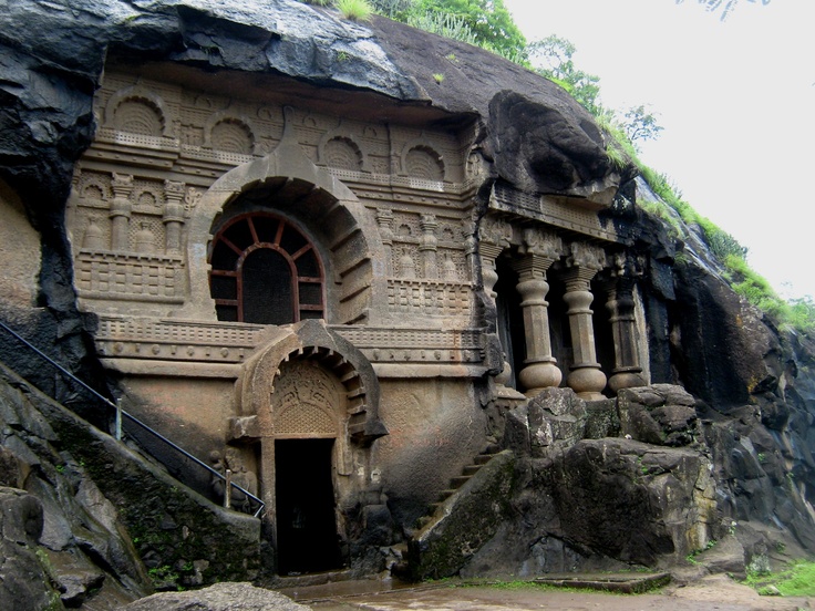 Chambharlena Caves