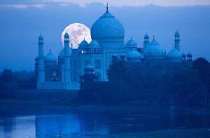 Azaan Travels - Same Day Agra Tours