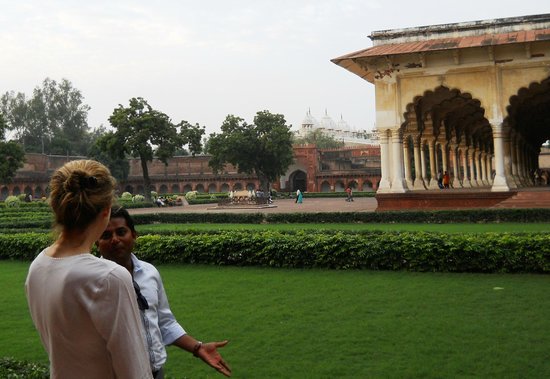 Easy Tour Master Agra