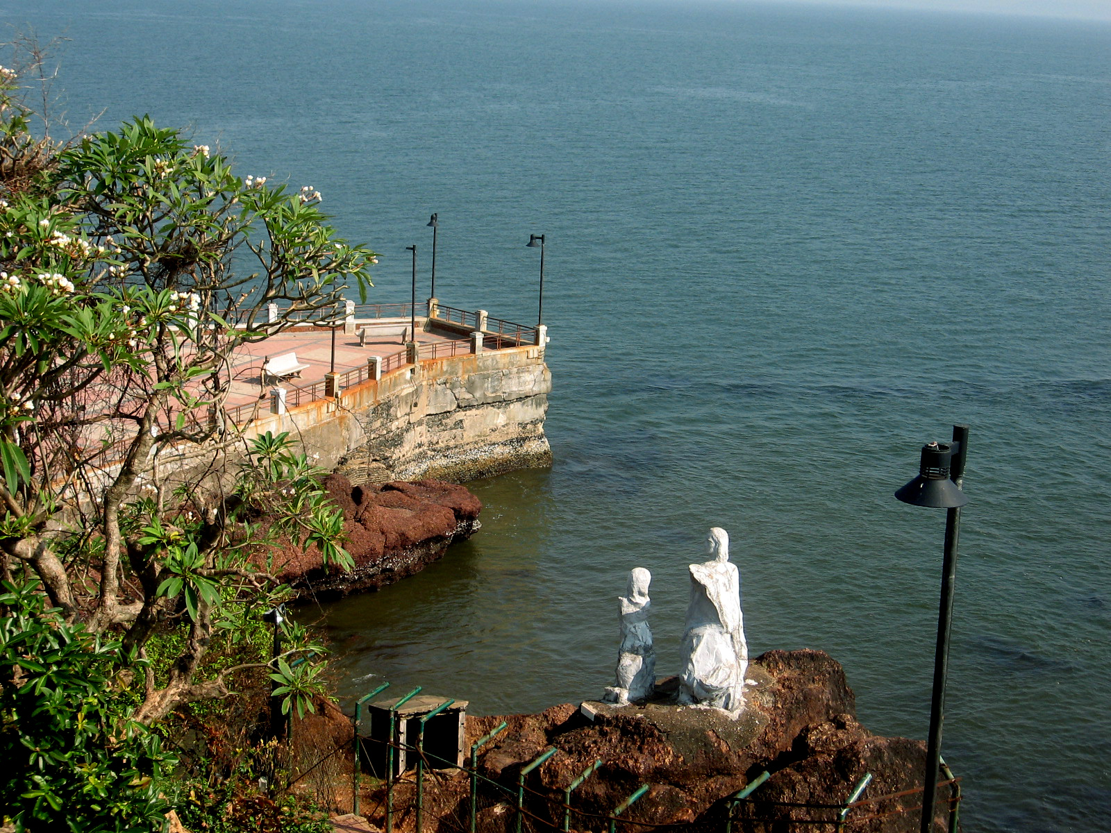 Dona Paula Beach