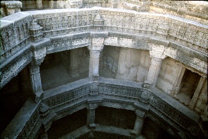 Adalaj Step-well