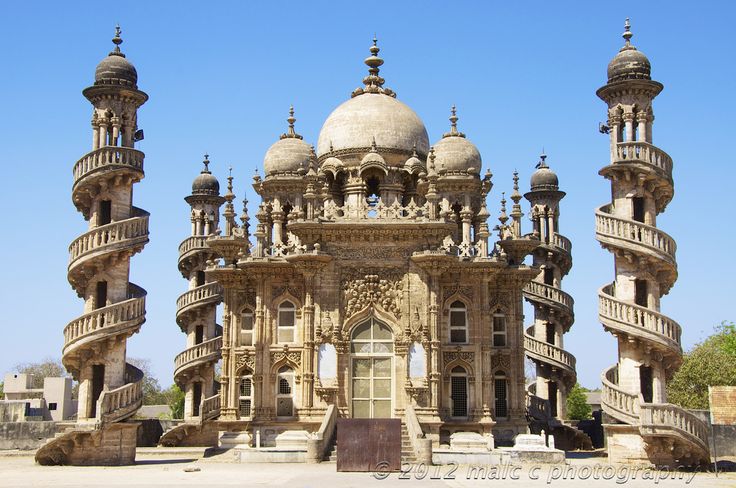 Mohabbat Maqbara Palace
