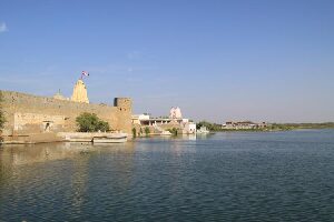 Narayan Sarovar Sanctuary