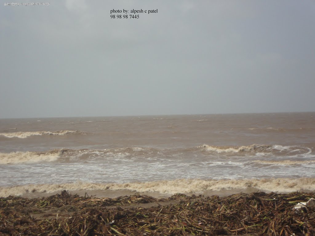 Ubharat beach