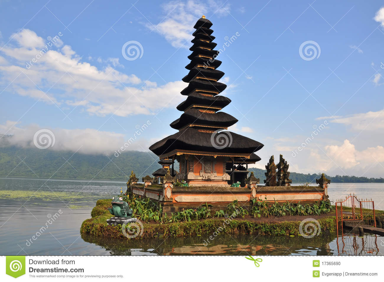 Ulun Danu Bratan Temple