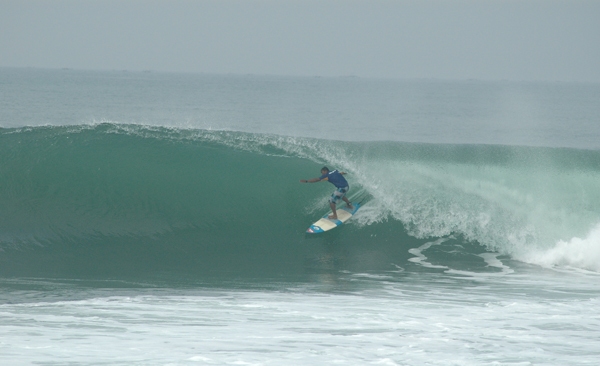 Surf Tour - Momotaro Surf and Tours