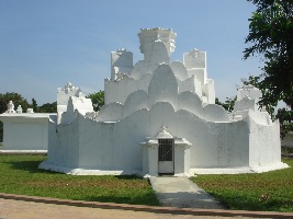 Gunongan Park