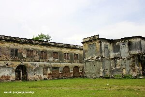 Fort Van Den Bosch