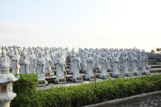 500 Lohan Temple