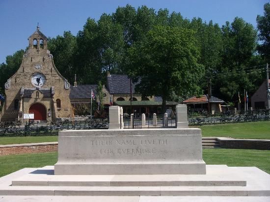 Hooge Crater museum
