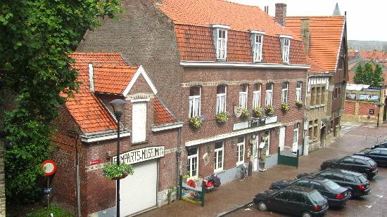 Ramparts War Museum