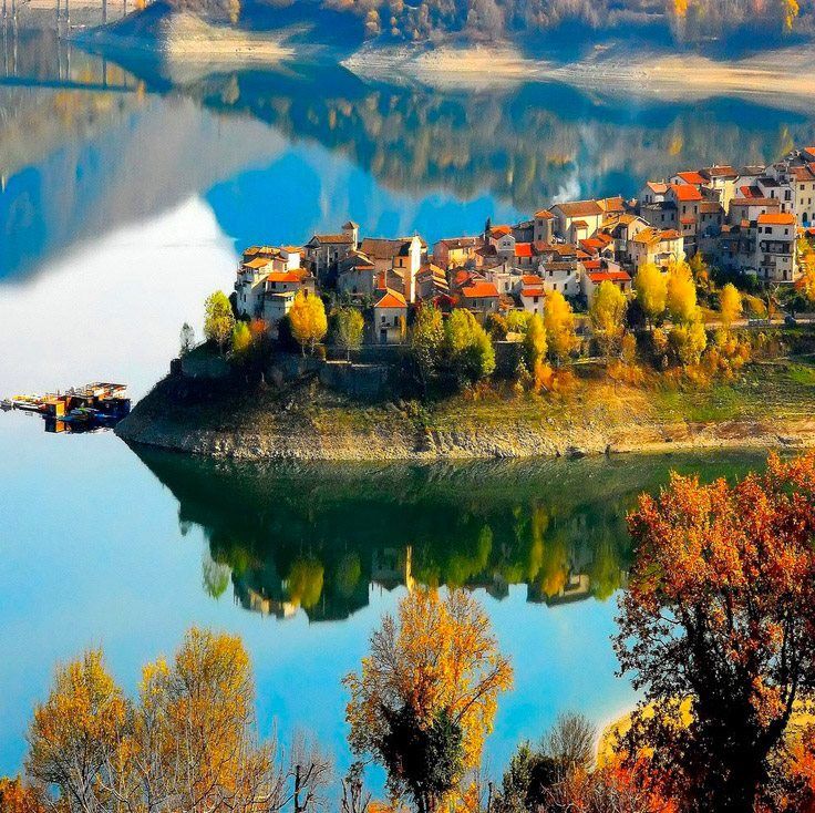 Lago del Turano