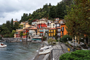 Varenna Rent a Boat