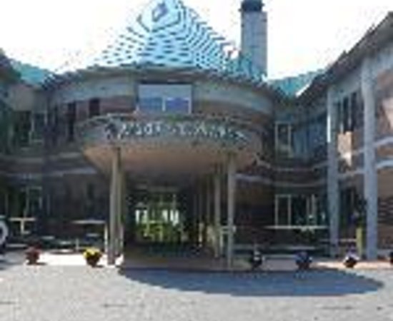 Yushun No Mon Horse Museum