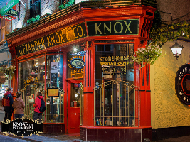 Knox Pub and Storehouse Restaurant