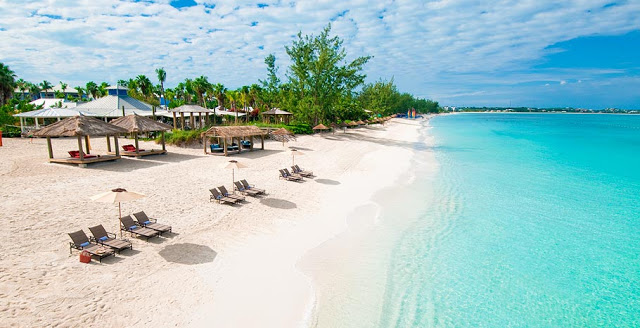 Cacoes Beach