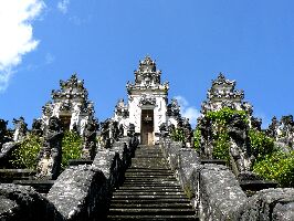 Pura Lempuyang