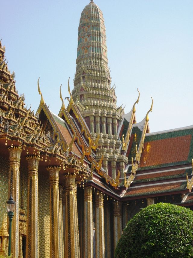 Grand palace and the temple of emerald buddha