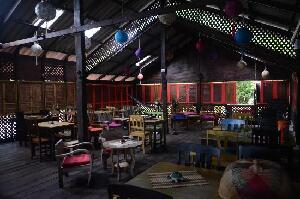 Ko Lanta restaurant "Black Pearl"