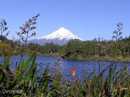 New Plymouth New Zealand Lake
