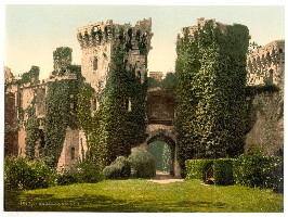 Raglan Canada Castle