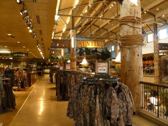 Bass Pro Shops Outdoor World