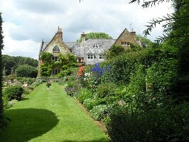 Coton Manor Garden