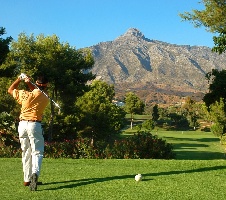 Aloha Golf  Club