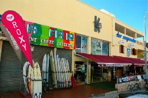 K16 Surf Shop
