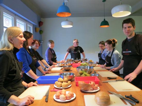 Foodie Experience - Barcelona Cooking Classes