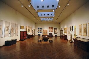 Japan Folk Crafts Museum (Mingeikan)