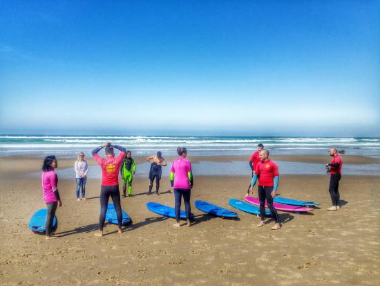 Moana Surf School