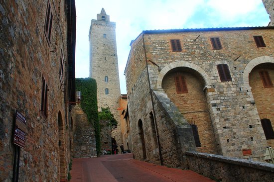My Tuscan Wine And Tours