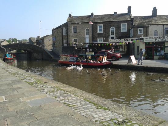 Skipton Boat Trips