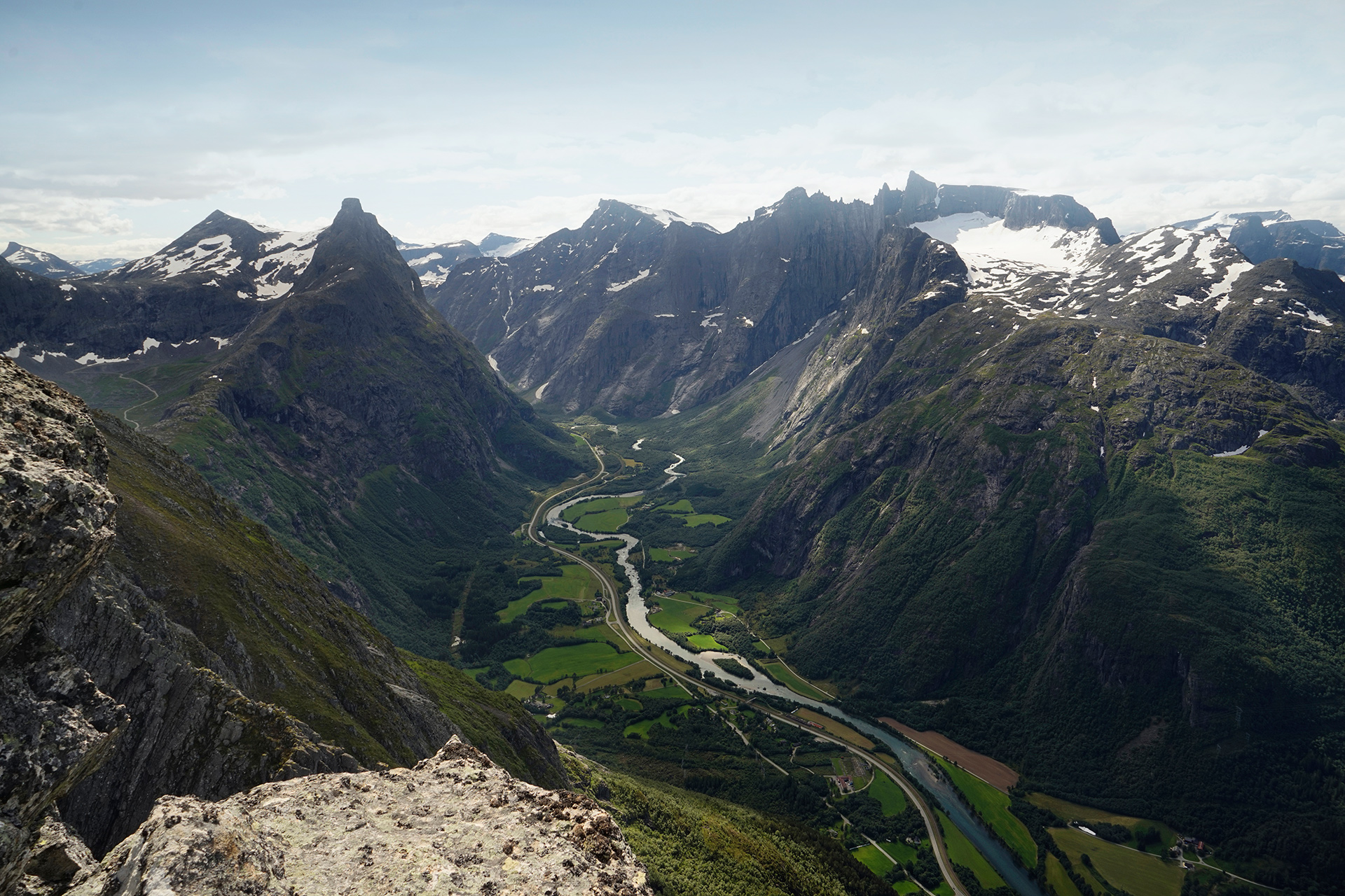 Oyfjellvarden Hiking Trail