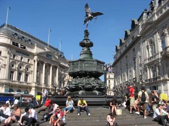 Piccadilly Circus
