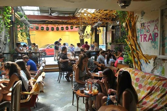 Ruin Bar Mon Cheri