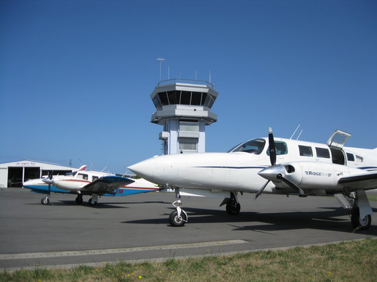 RidgeAir Fixed Wing and Helicopter Charters