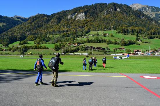 Skydive Switzerland - Scenic Air AG