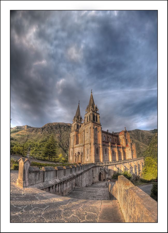 Santuario de la Virgen de Covadonga